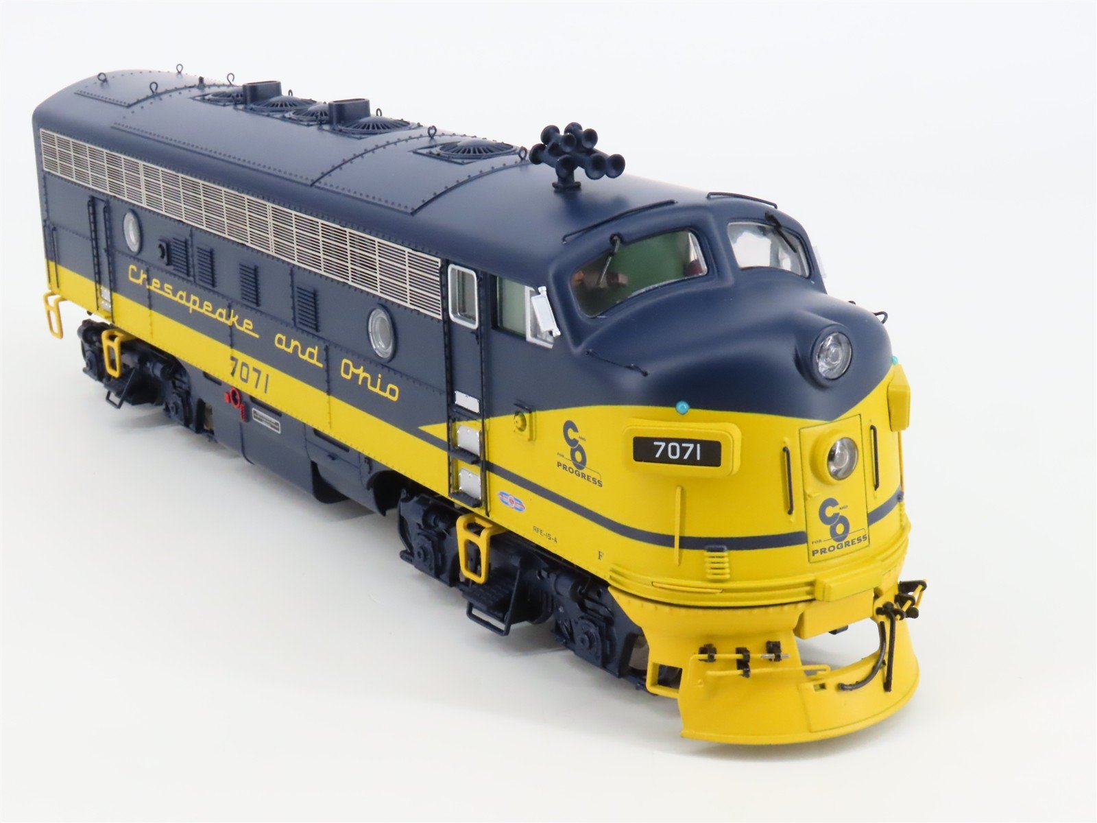 O Scale 2-Rail MTH 22-20611-2 C&O Chesapeake & Ohio F7A Diesel #7071 wDCC/DCS