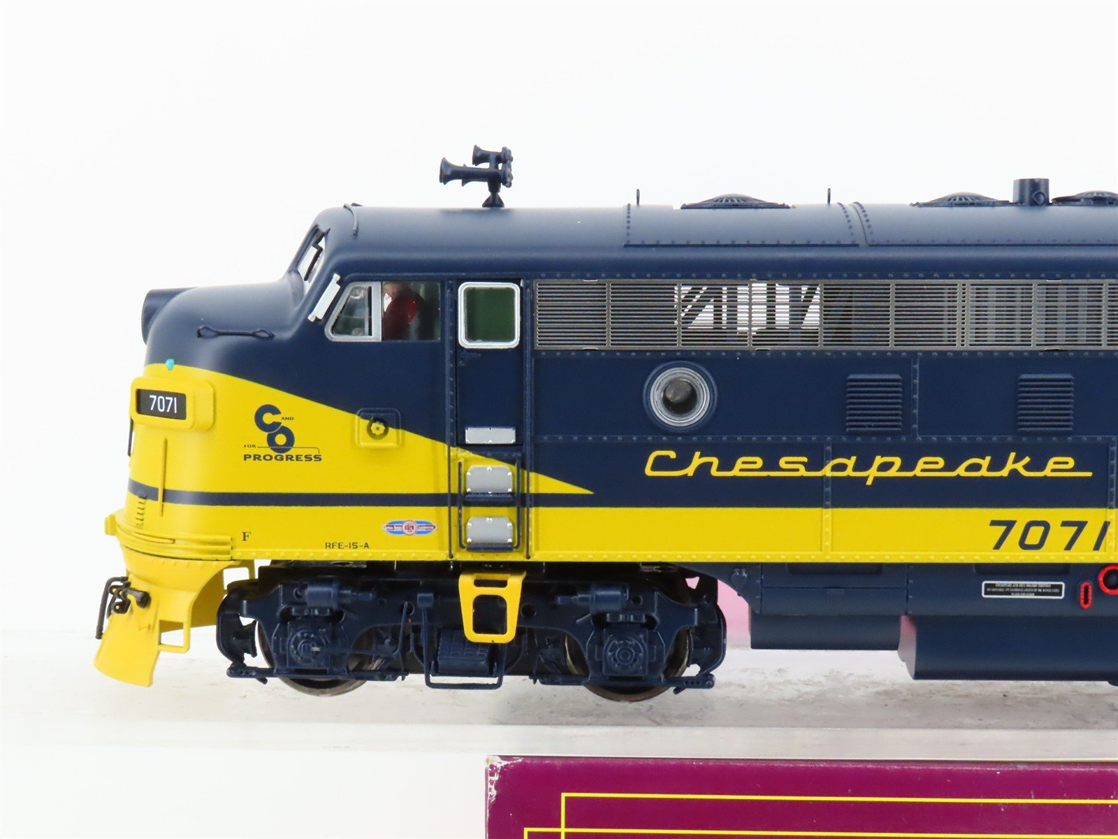O Scale 2-Rail MTH 22-20611-2 C&O Chesapeake & Ohio F7A Diesel #7071 wDCC/DCS