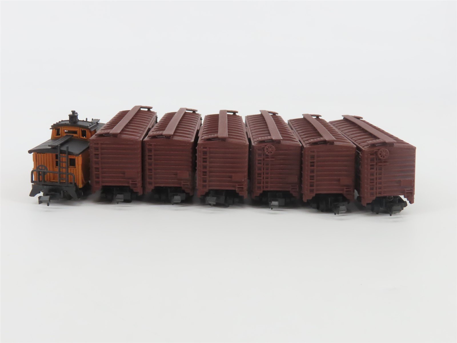 N TR Shops LI Long Island RS3 Diesel #1551 w/ 7 Caboose & Boxcars Pro Custom Set