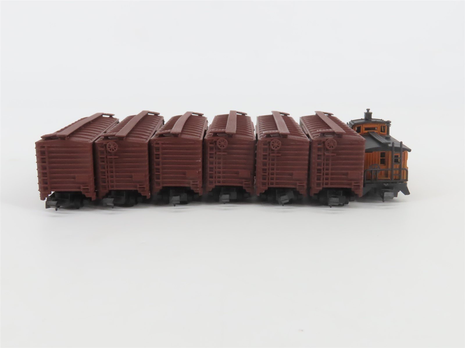N TR Shops LI Long Island RS3 Diesel #1551 w/ 7 Caboose & Boxcars Pro Custom Set
