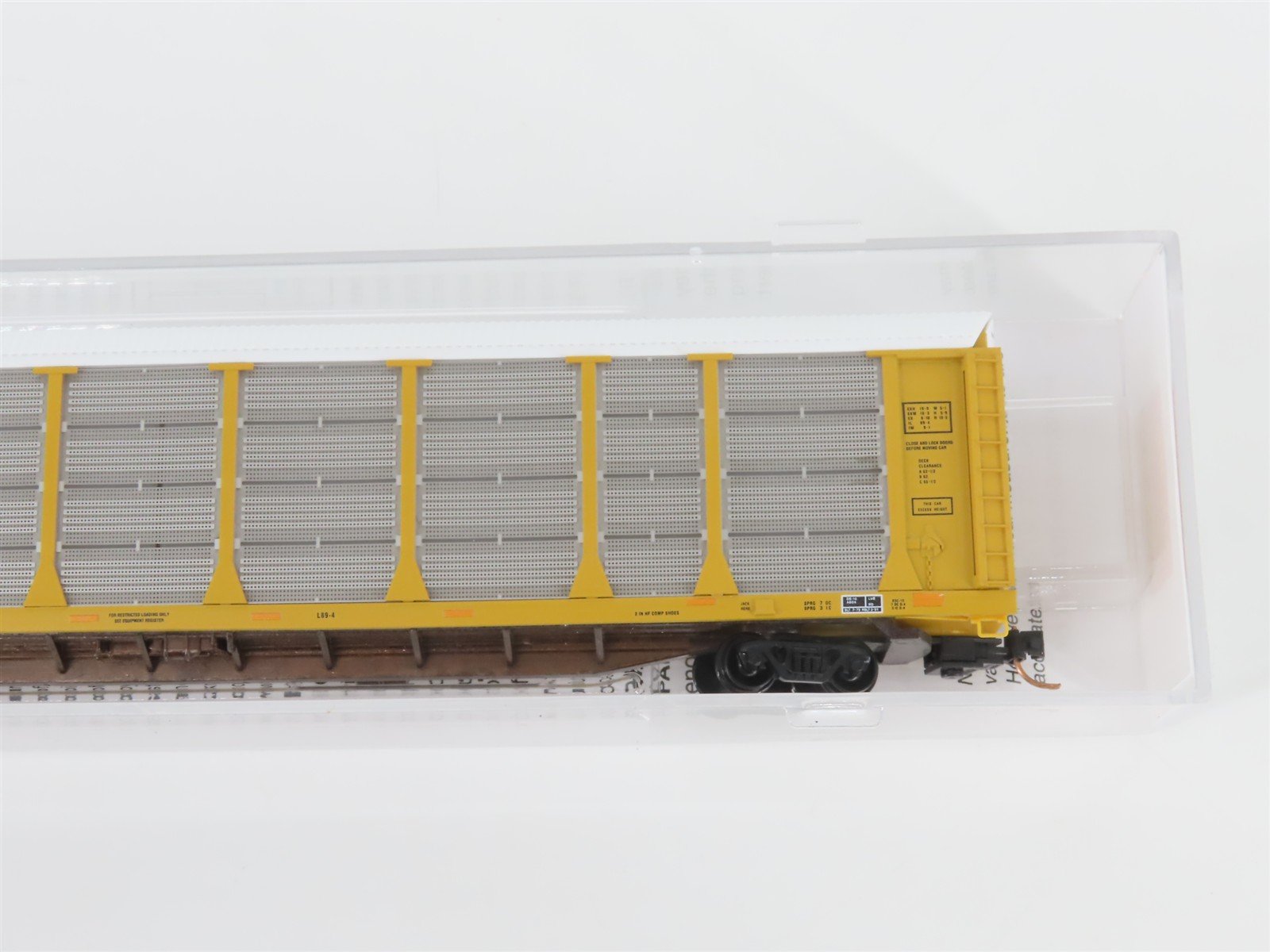 N Scale Micro-Trains MTL 11100300 TTGX CN Railway 89' Autorack #704345