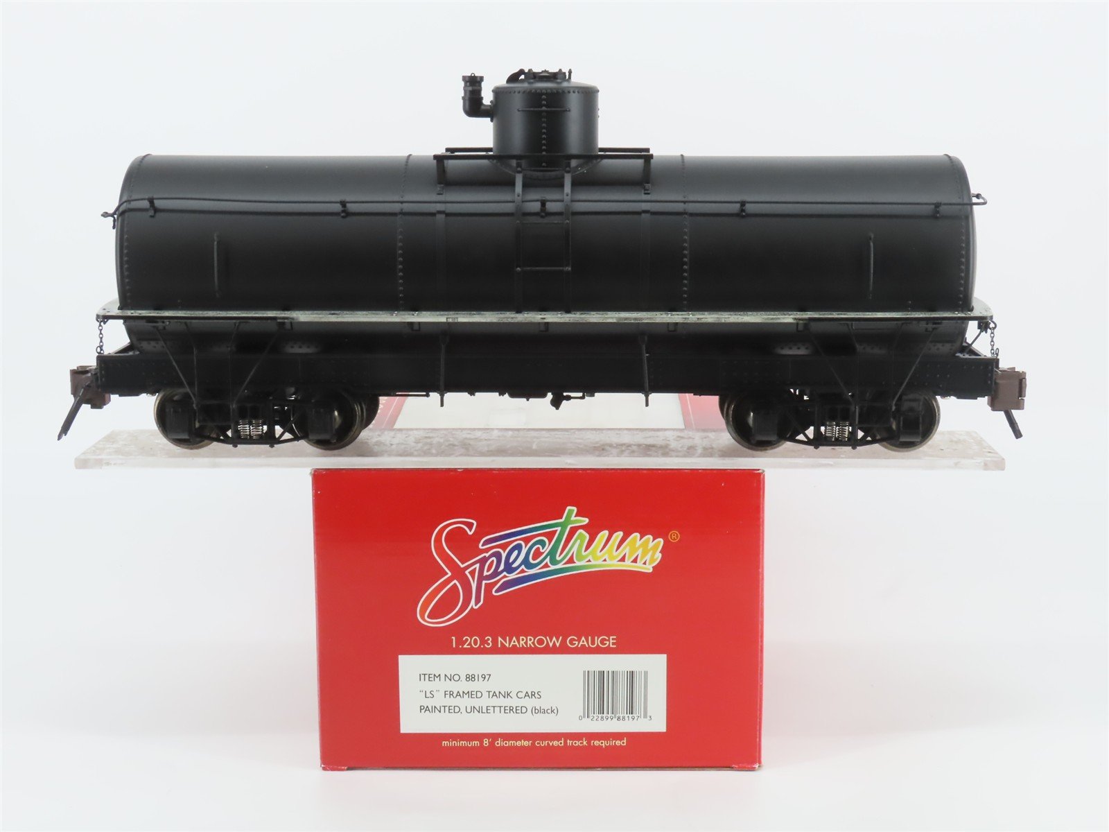 G 1/20.3 Scale Bachmann Spectrum 88197 Unlettered Single Dome Tank Car #88197