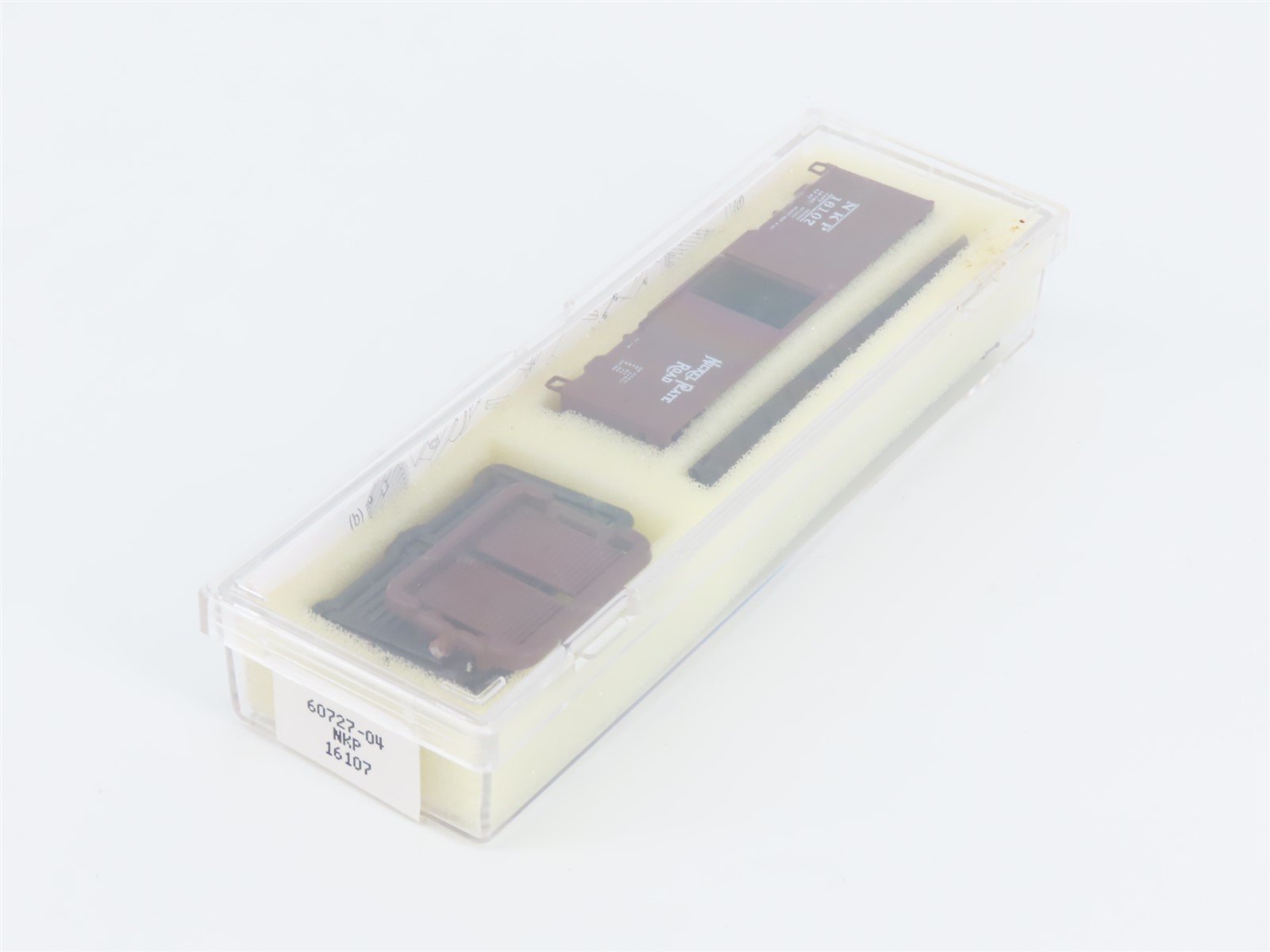 N Scale Intermountain 60727-04 NKP Nickel Plate Road 40' Boxcar #16107 Kit