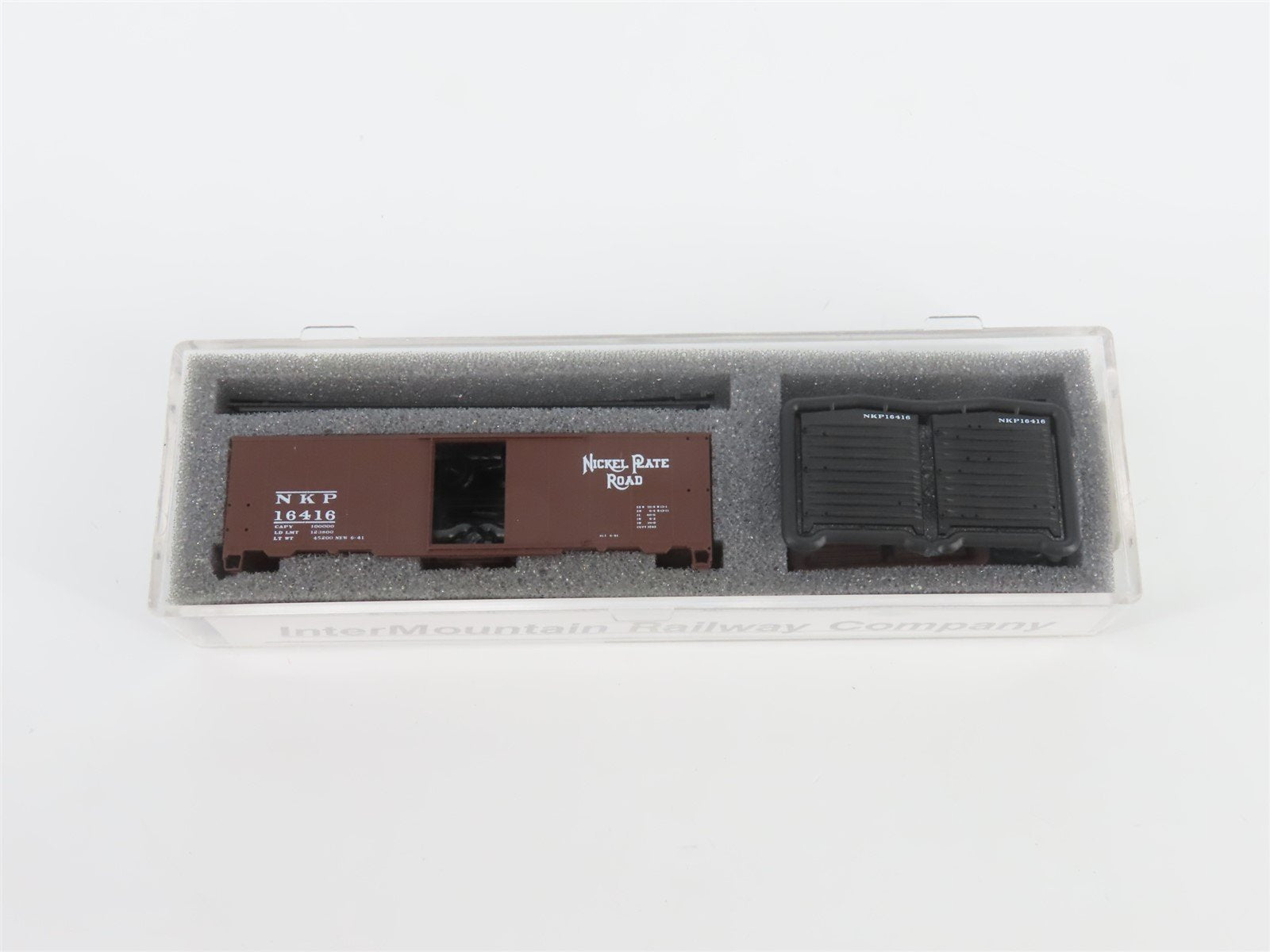 N Scale Intermountain 60727-10 NKP Nickel Plate Road 40' Boxcar #16416 Kit