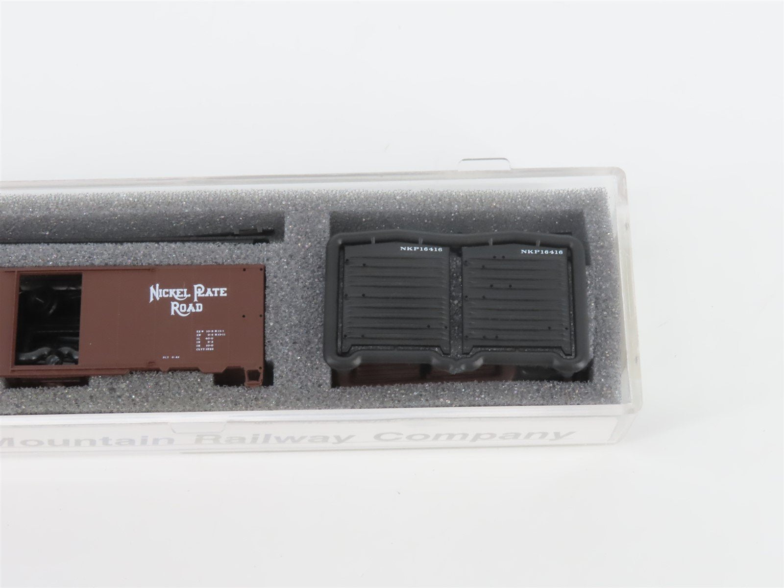 N Scale Intermountain 60727-10 NKP Nickel Plate Road 40' Boxcar #16416 Kit