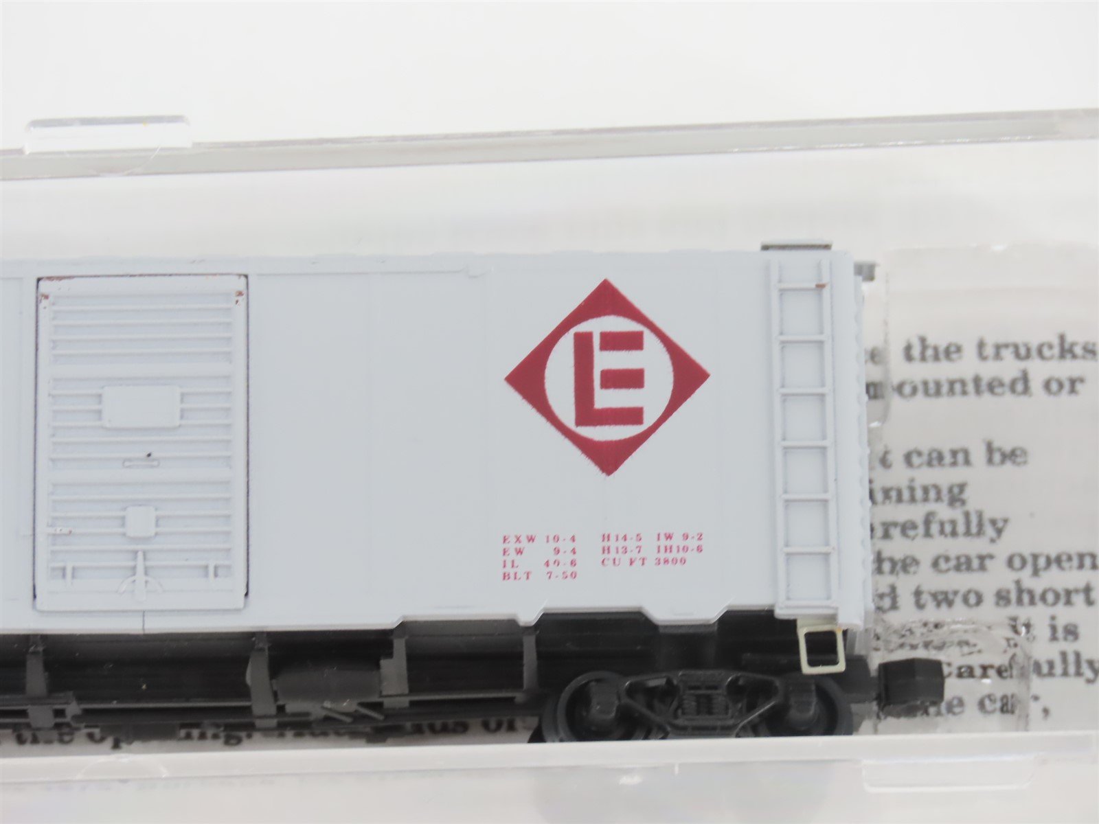 N Scale Deluxe 141202 EL Erie Lackawanna 1944 AAR 40' Boxcar #74856