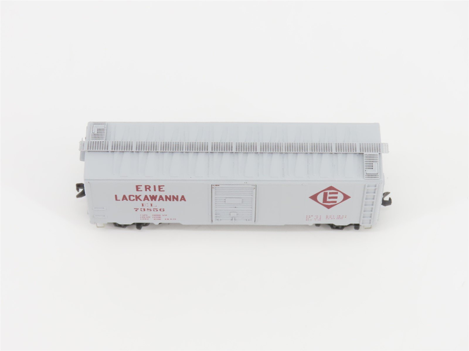 N Scale Deluxe 141202 EL Erie Lackawanna 1944 AAR 40' Boxcar #74856