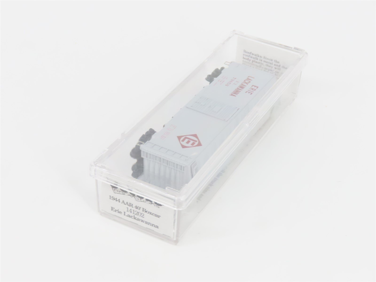 N Scale Deluxe 141202 EL Erie Lackawanna 1944 AAR 40' Boxcar #74856