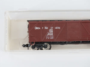 LOT of 4 N Scale Life-Like UP/GN/Shell Caboose, Tankcar, and Boxcars