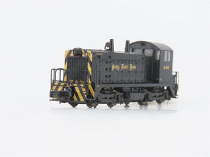 N Scale Life-Like 7514 NKP Nickel Plate Road SW9/1200 Diesel Locomotive #240