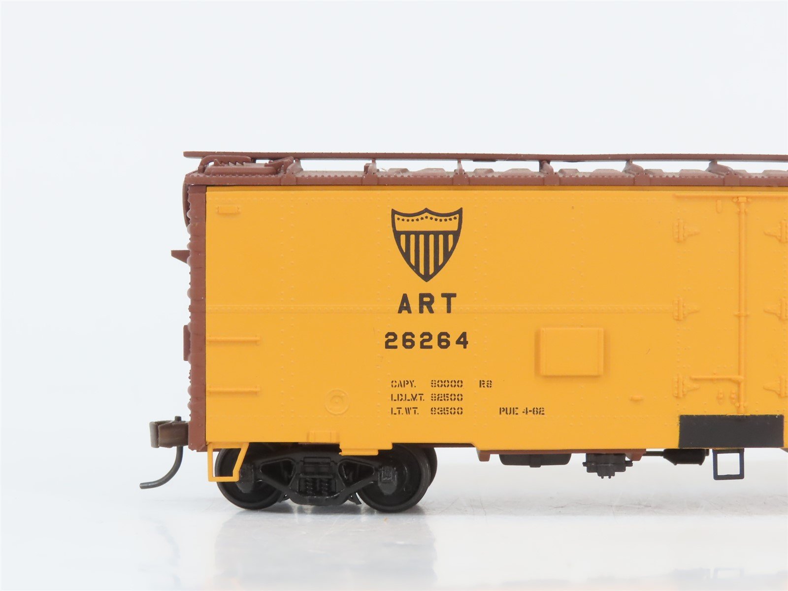 HO Walthers 932-22572 ART American Refrigerator 40' Steel Meat Reefers 2-Pack