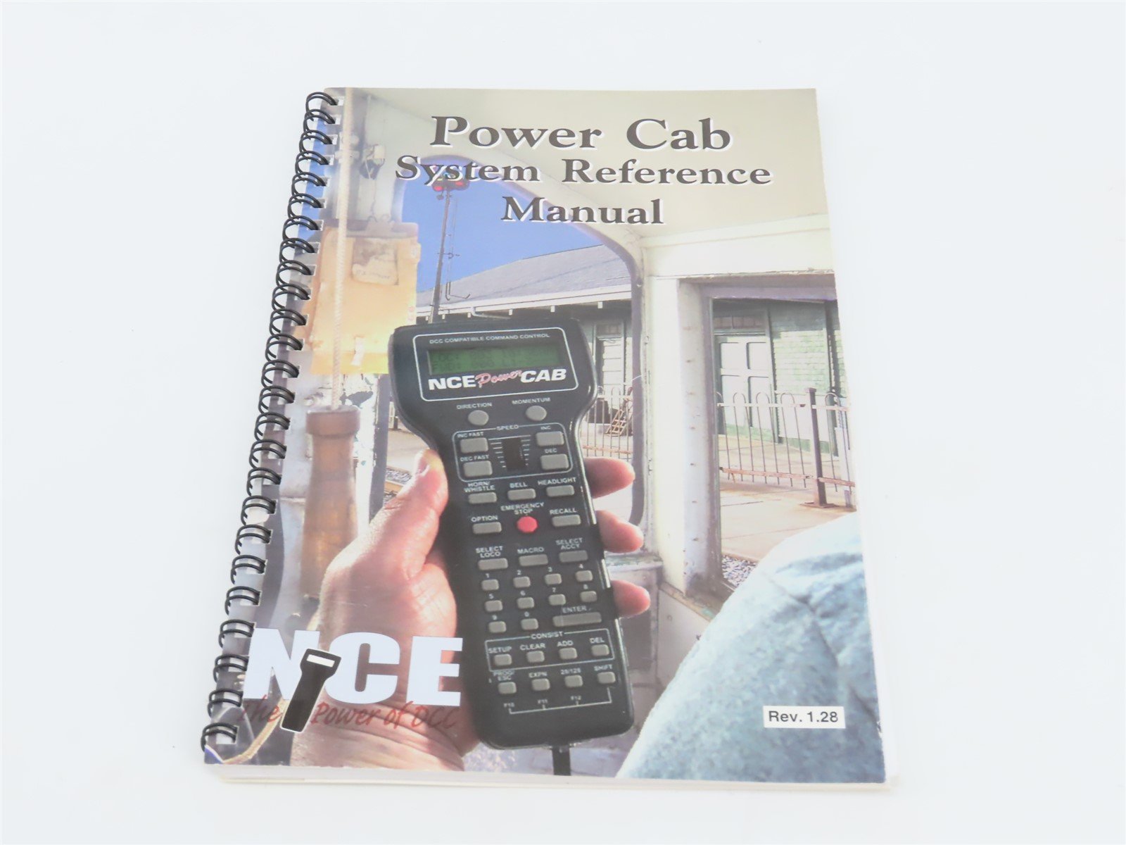 NCE #524025 Power Cab DCC System Starter Set w/ Power Supply