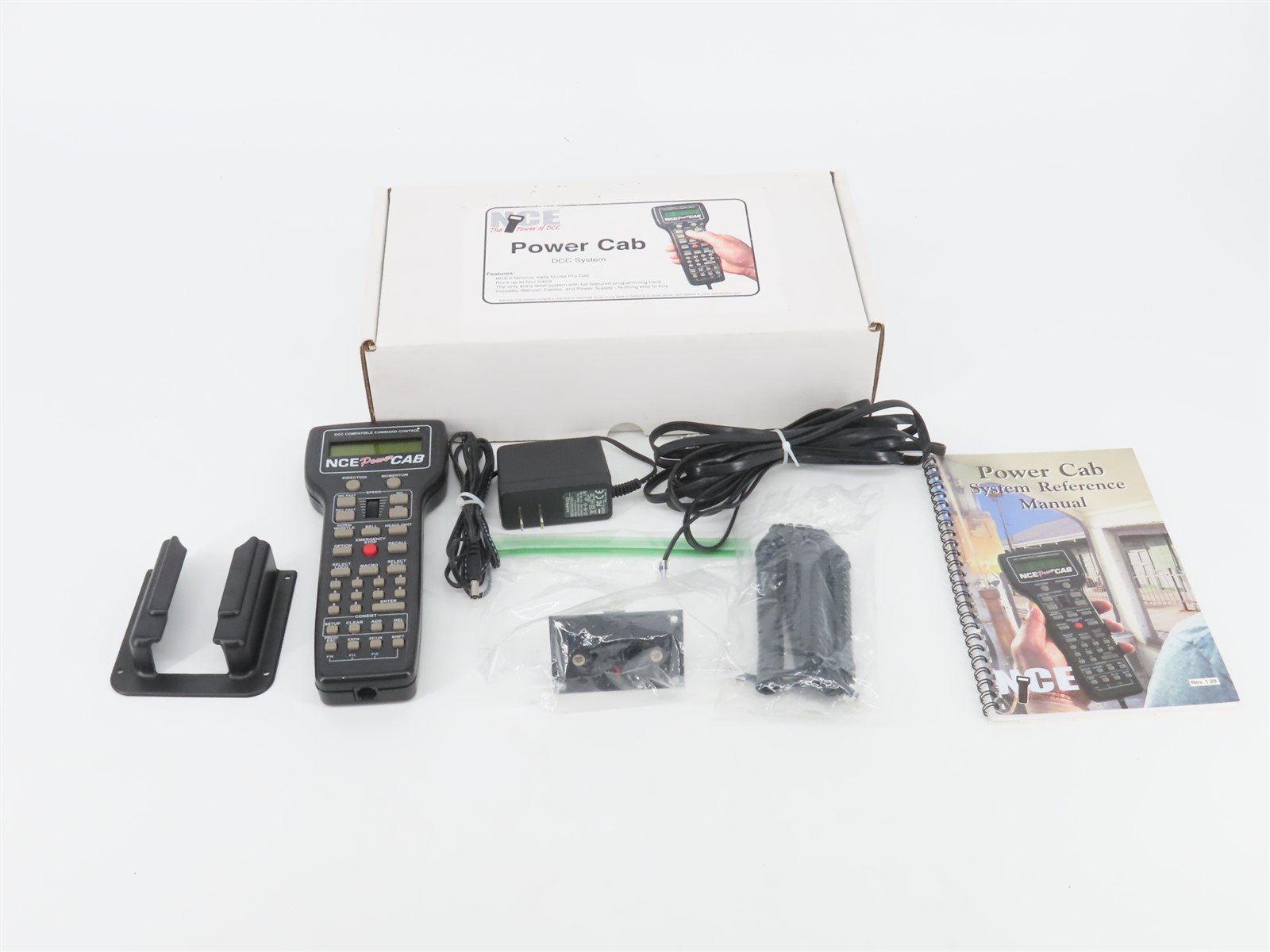 NCE #524025 Power Cab DCC System Starter Set w/ Power Supply