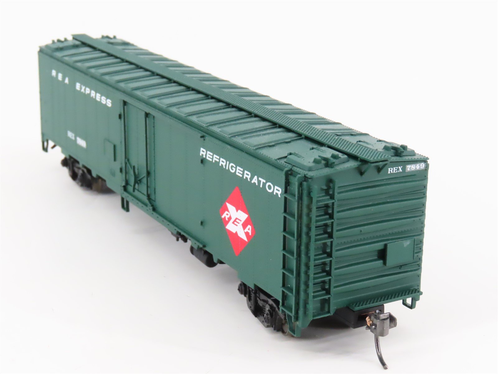 HO Walthers 932-6242 REX REA Railway Express Agency 50' Reefer #7849 - CUSTOM