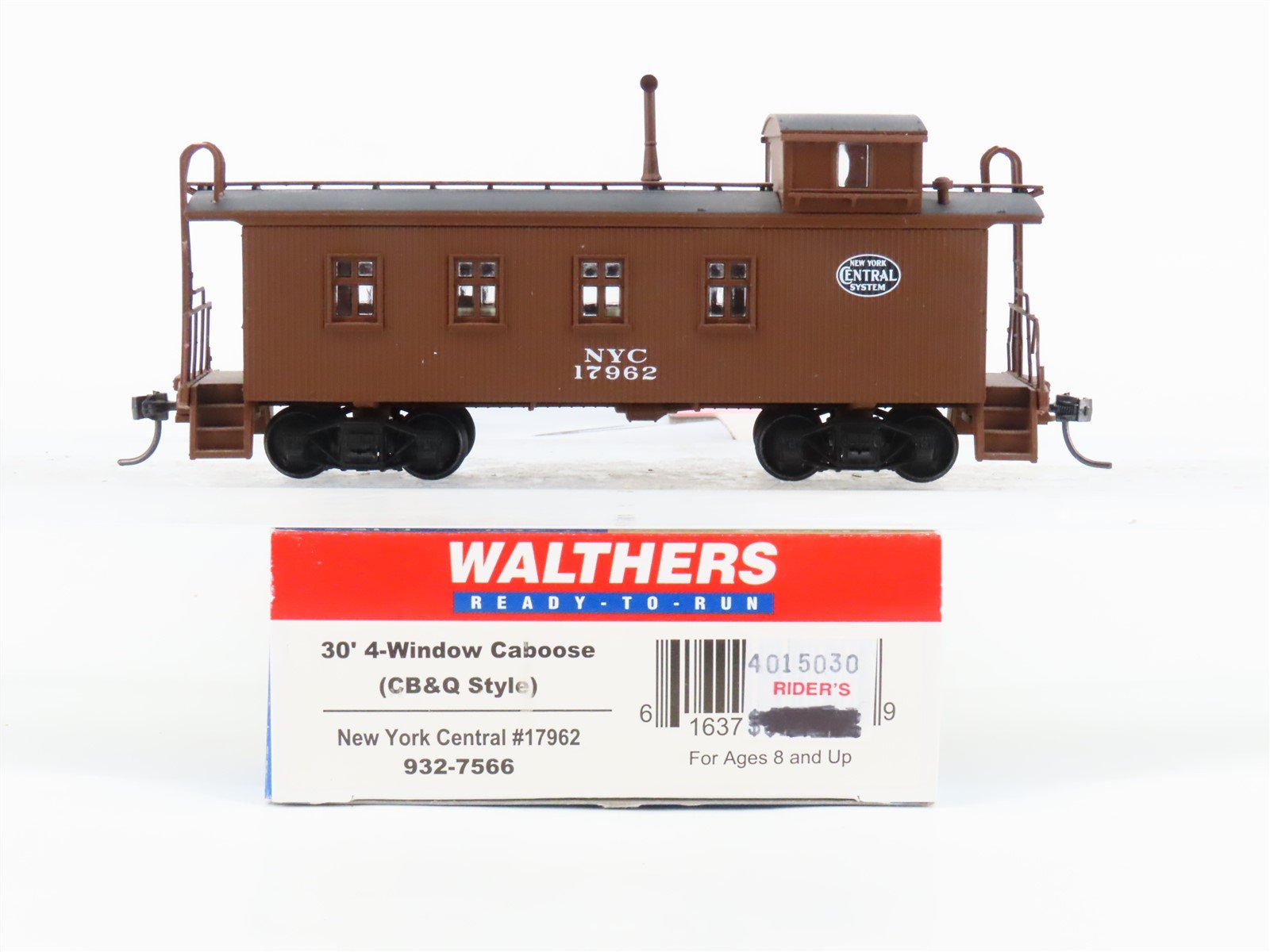 HO Scale Walthers 932-7566 NYC New York Central 30' 4-Window Caboose #17962