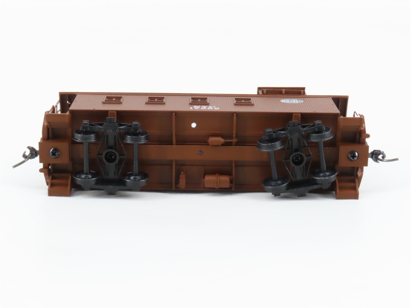 HO Scale Walthers 932-7566 NYC New York Central 30' 4-Window Caboose #17962