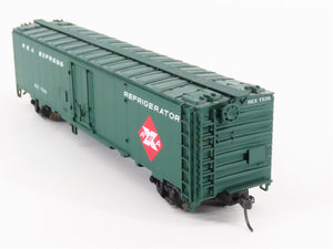 HO Scale Walthers 932-6242 REX REA Railway Express Agency 50' Reefer #7536