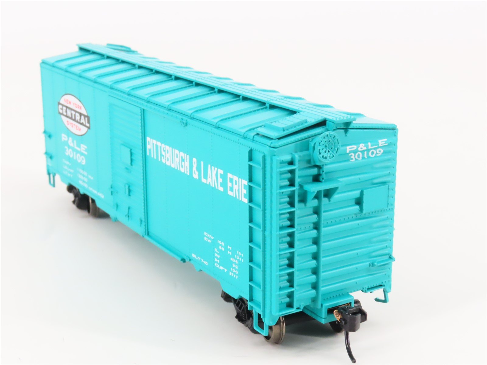 HO Scale Walthers Mainline 910-2721 P&LE New York Central 40' Box Car #30109