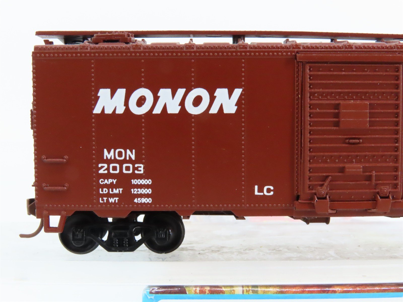 HO Scale Athearn/Cooper & Oshtemo 1232 MON MONON 40' Box Car #2003 - Pro Custom