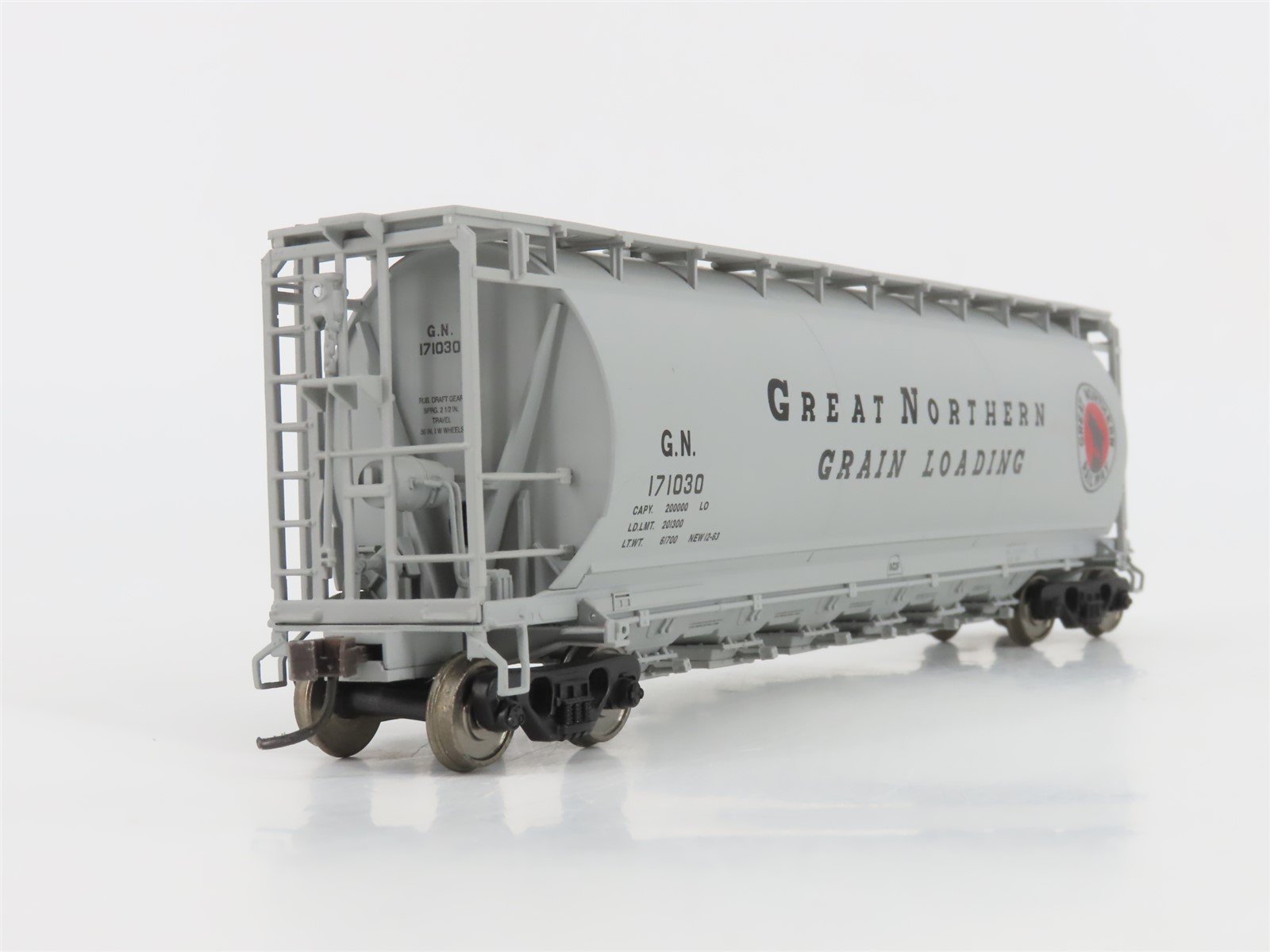 HO Scale Atlas 1953-5 GN Great Northern 6-Bay Cylindrical Hopper #171030