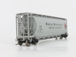 HO Scale Atlas 1953-5 GN Great Northern 6-Bay Cylindrical Hopper #171030