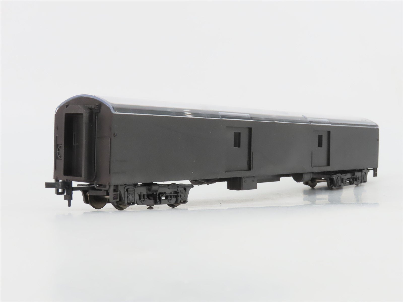 HO Scale Rivarossi 6604 Unpainted Baggage Passenger Car