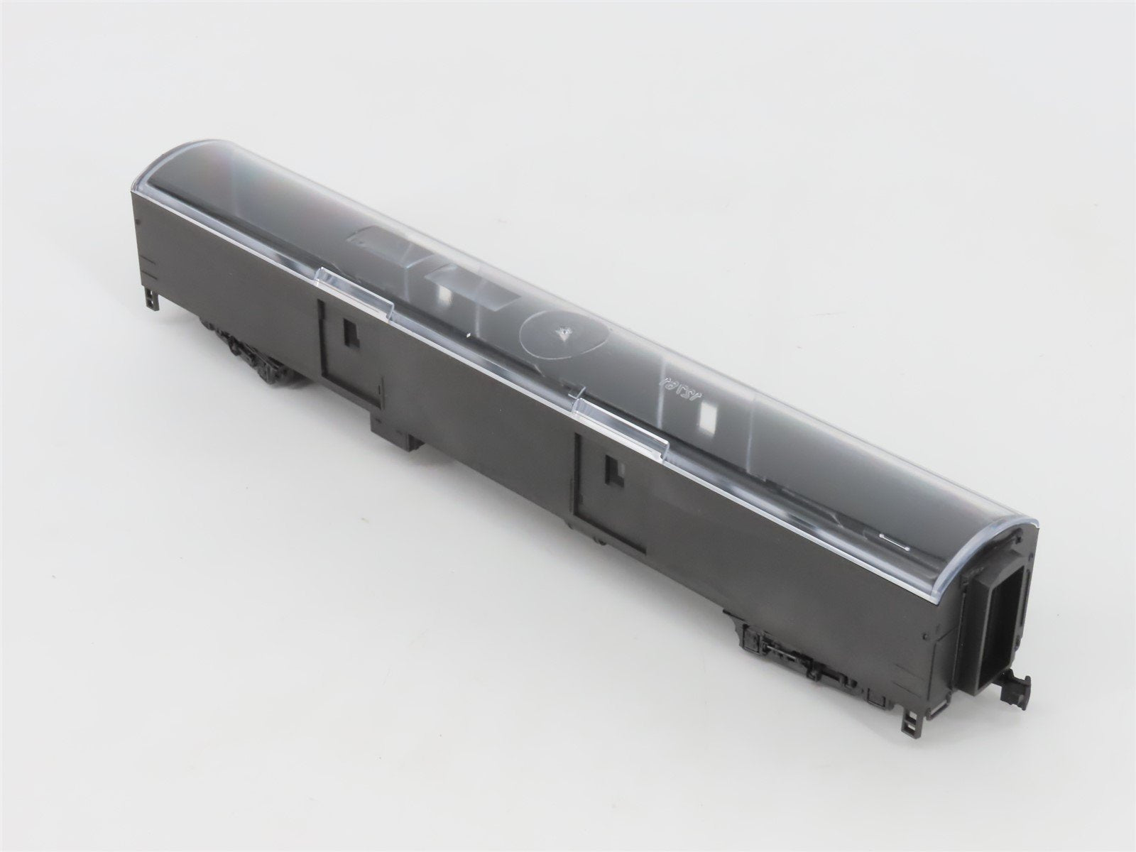 HO Scale Rivarossi 6604 Unpainted Baggage Passenger Car