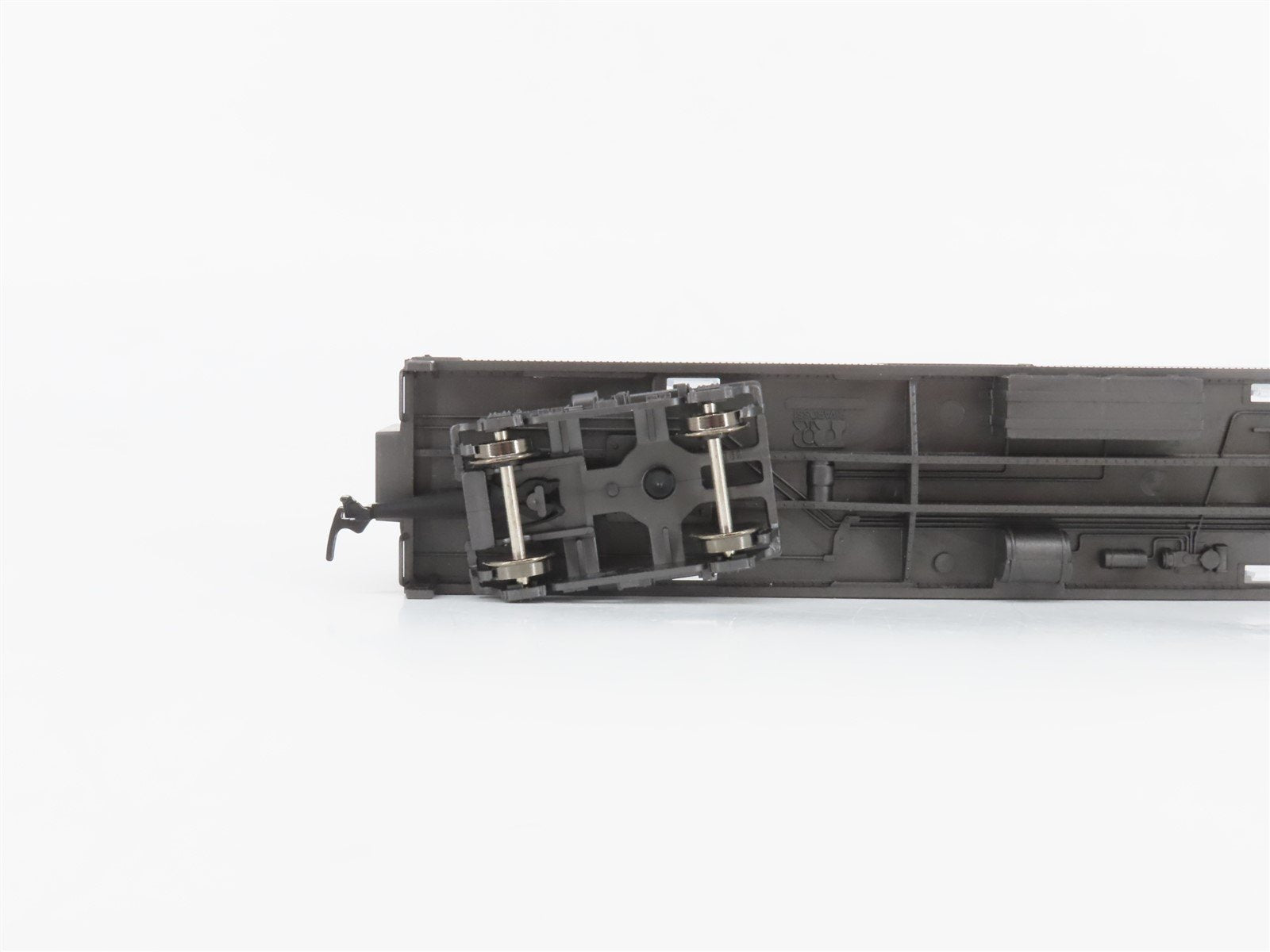 HO Scale Rivarossi 6604 Unpainted Baggage Passenger Car