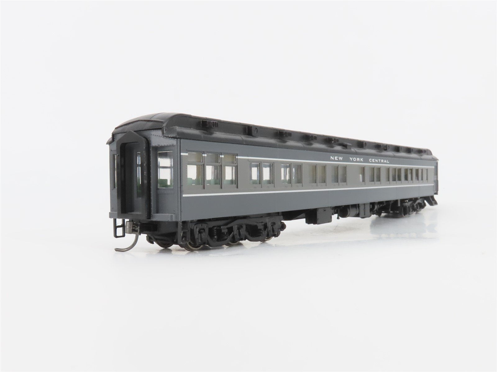 HO Scale Walthers 932-10457 NYC Pullman Heavyweight Solarium-Obs Passenger Car