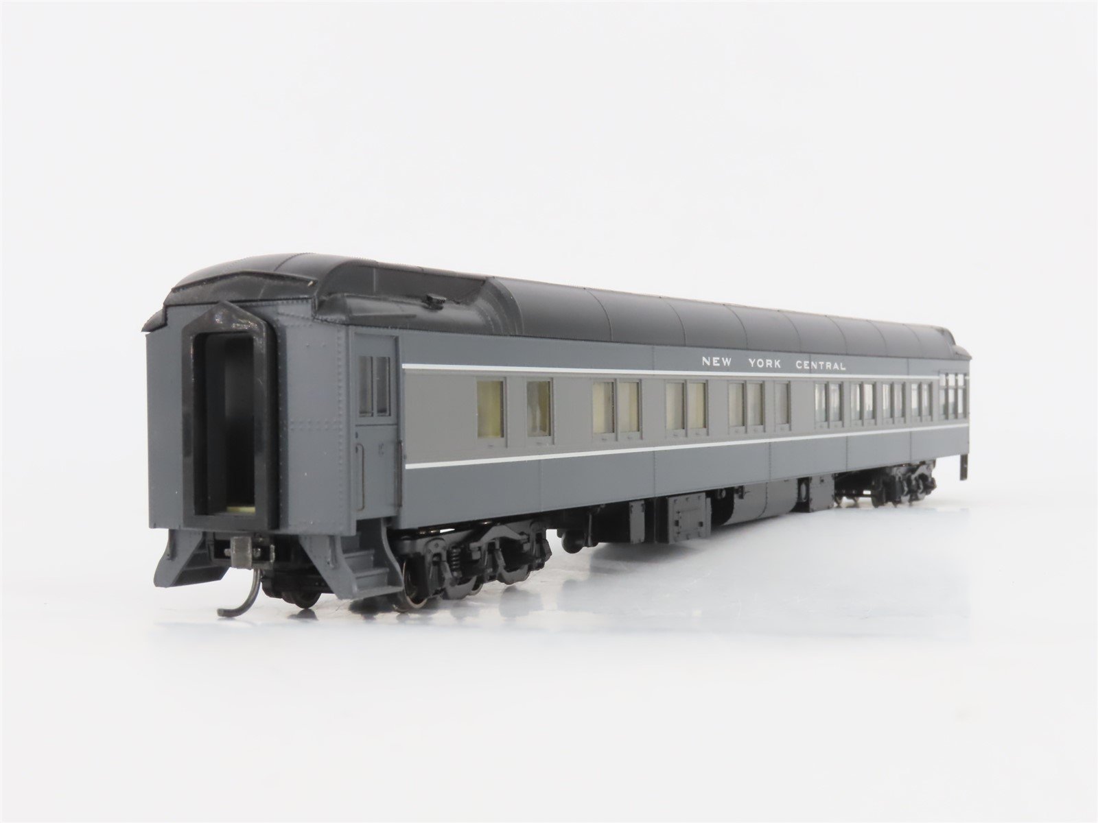HO Scale Walthers 932-10457 NYC Pullman Heavyweight Solarium-Obs Passenger Car