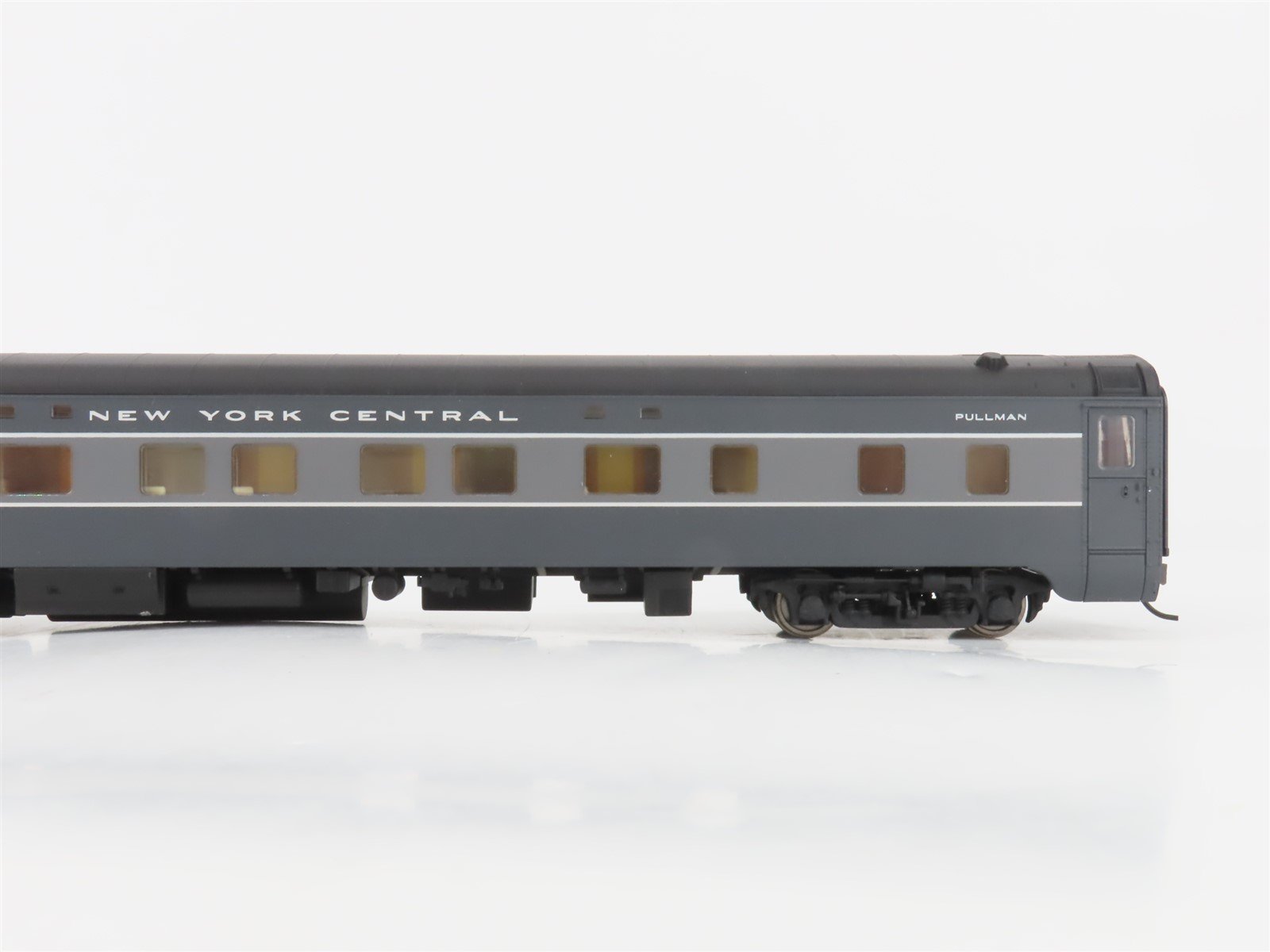 HO Scale Walthers 932-6712 NYC New York Central Pullman Sleeper Passenger Car