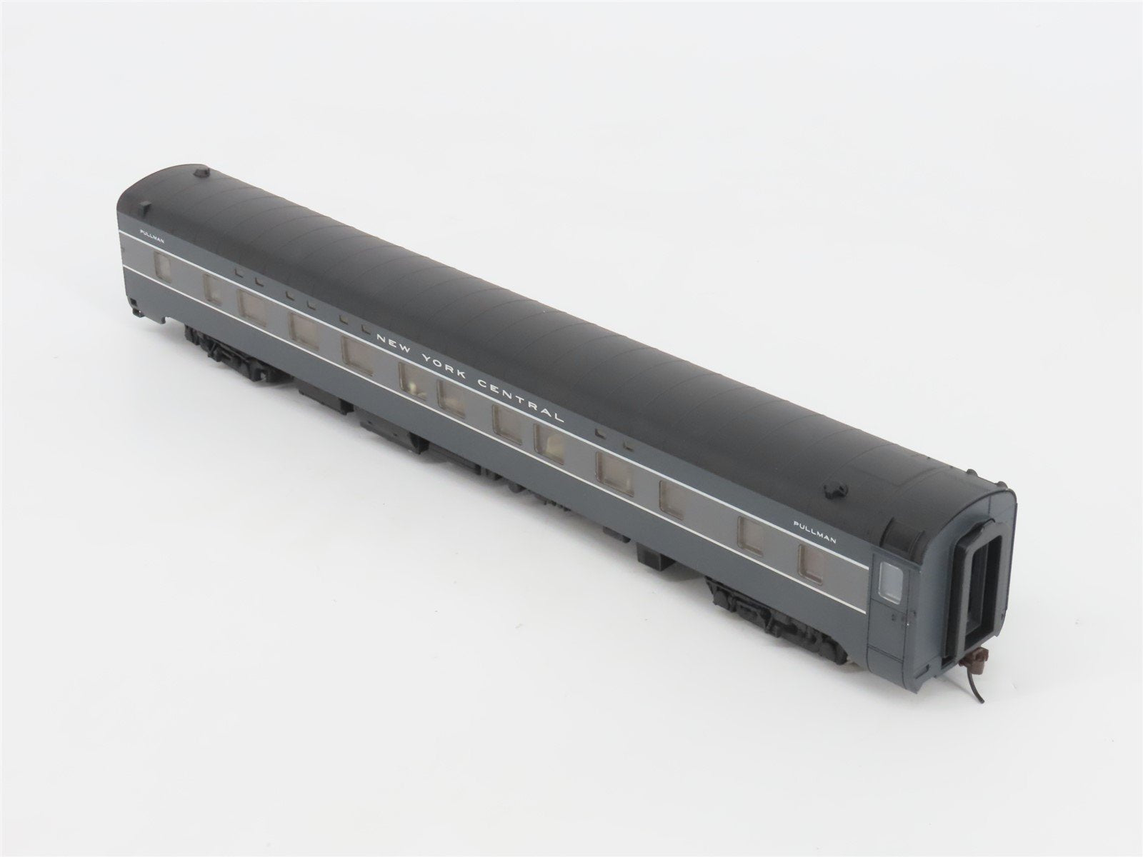 HO Scale Walthers 932-6712 NYC New York Central Pullman Sleeper Passenger Car