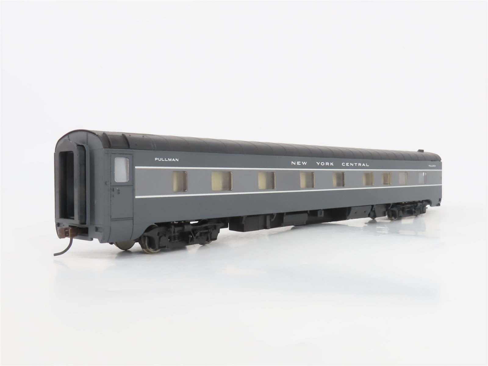 HO Scale Walthers 932-6712 NYC New York Central Pullman Sleeper Passenger Car