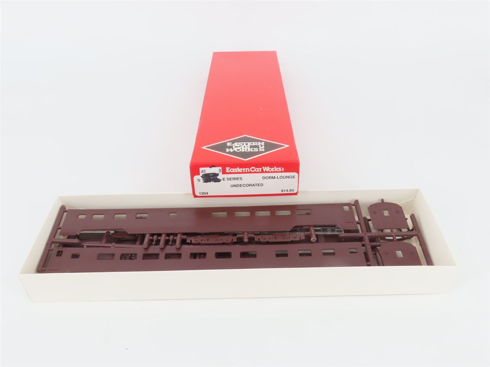 HO Scale Eastern Car Works Kit #1204 Undecorated Dorm-Lounge Passenger Car