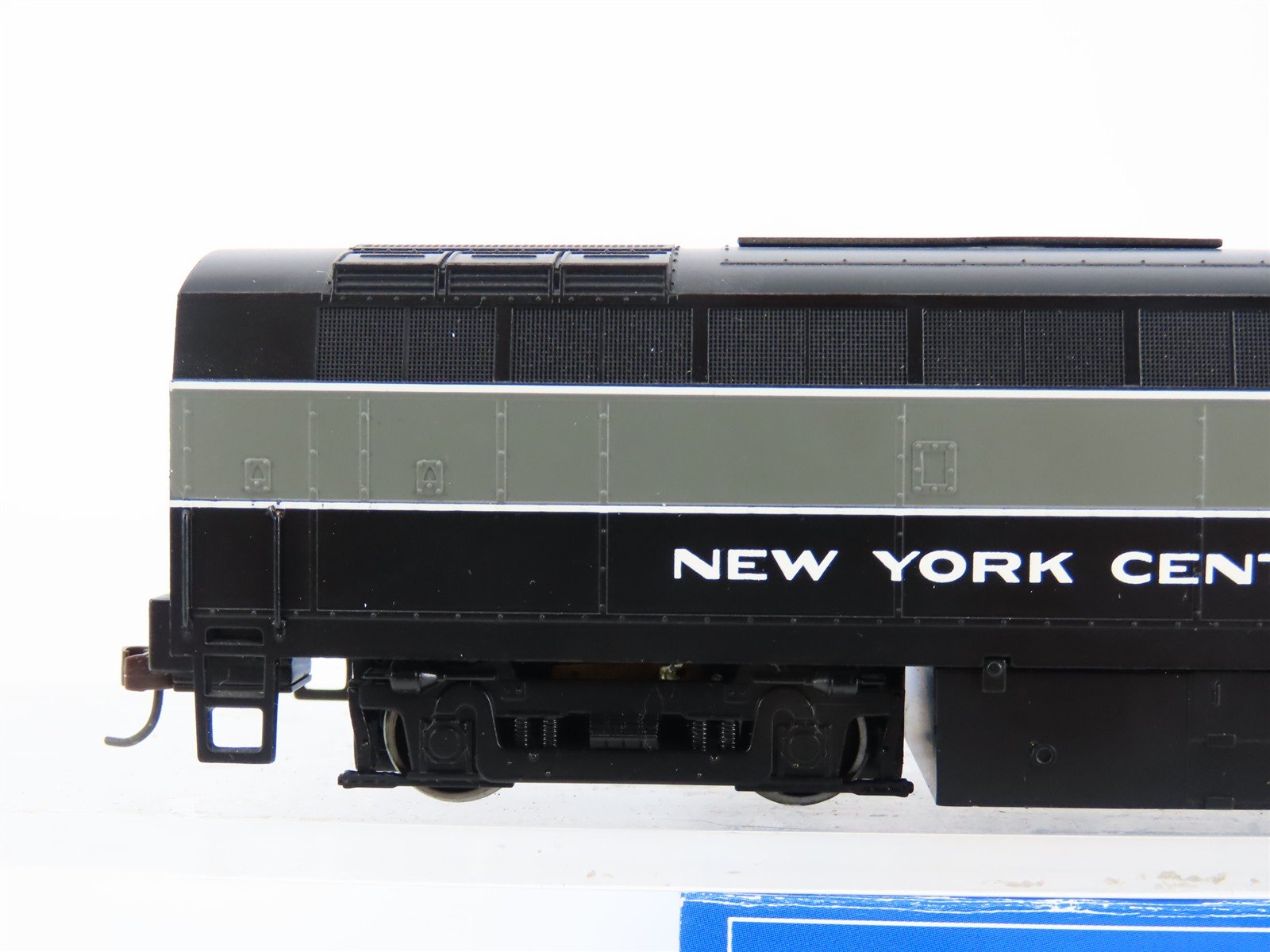 HO Scale Bachmann 61903 NYC Railway RF-16B Sharknose Diesel Locomotive wDCC