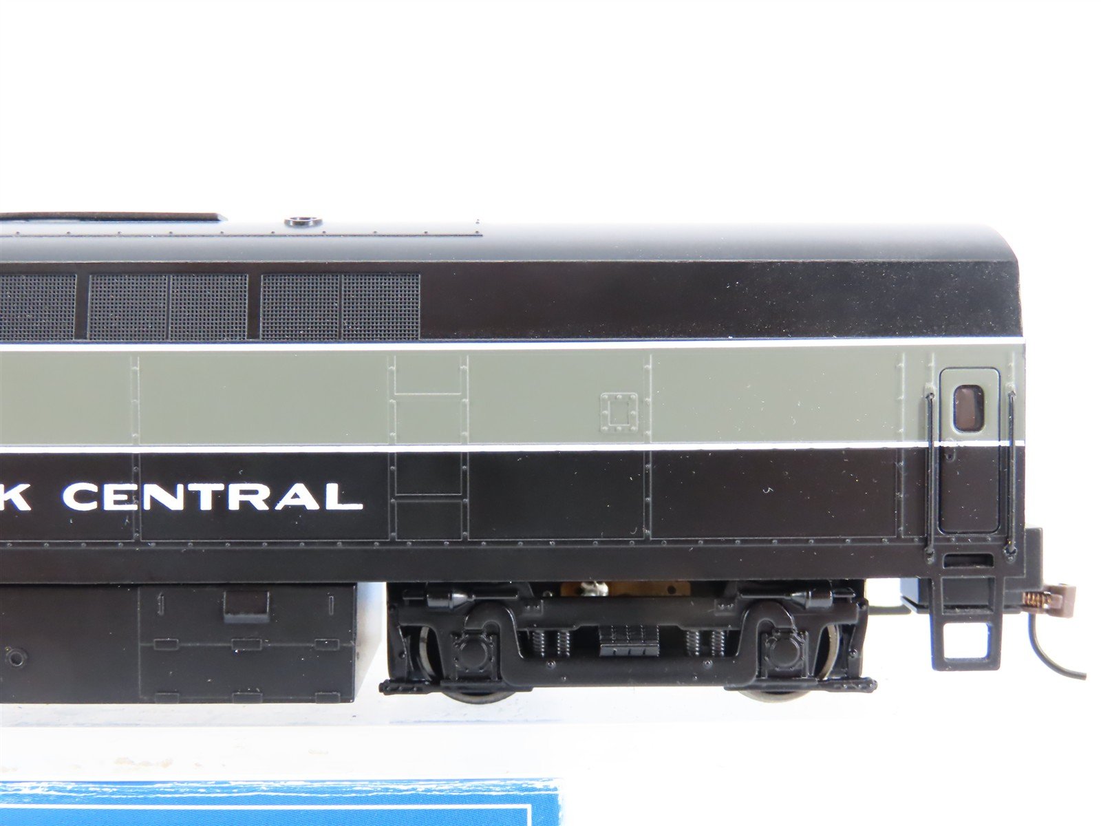 HO Scale Bachmann 61903 NYC Railway RF-16B Sharknose Diesel Locomotive wDCC