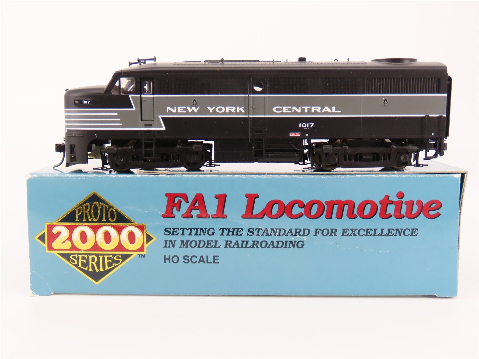 HO Scale Proto 2000 NYC New York Central FA1 Diesel Locomotive #1017 wDCC