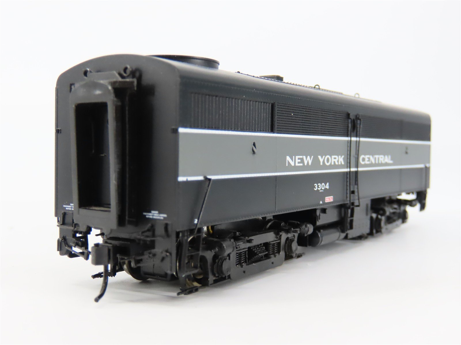 HO Scale Proto 2000 NYC New York Central FB1 Diesel Locomotive #3304 wDCC