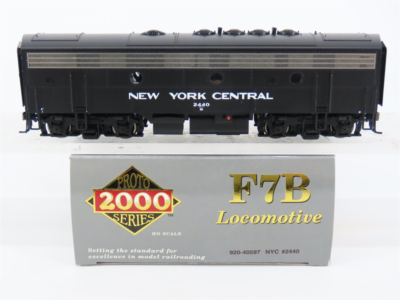 HO Scale Proto 2000 920-40697 NYC New York Central F7B Diesel Locomotive #2440