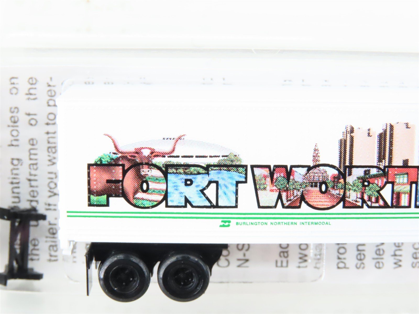 N Scale Micro-Trains MTL 67160 BN Intermodal Ft Worth 45' Trailer #237907