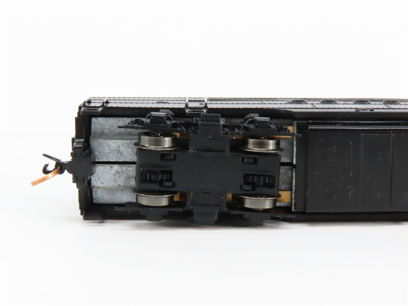 N Scale Micro-Trains MTL Unlettered NYC New York Central EMD FTB Diesel #2400