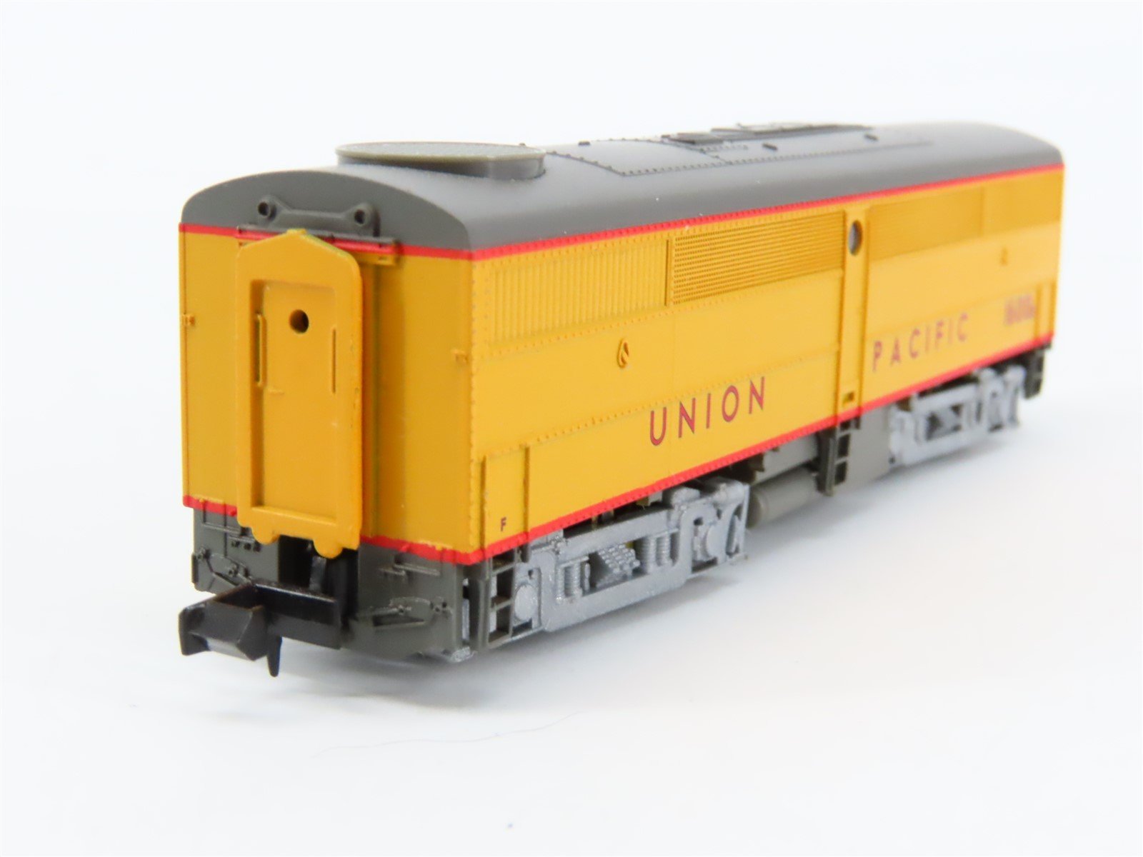 N Scale Life-Like 7427 UP Union Pacific ALCO FB1 Diesel Locomotive #1600B