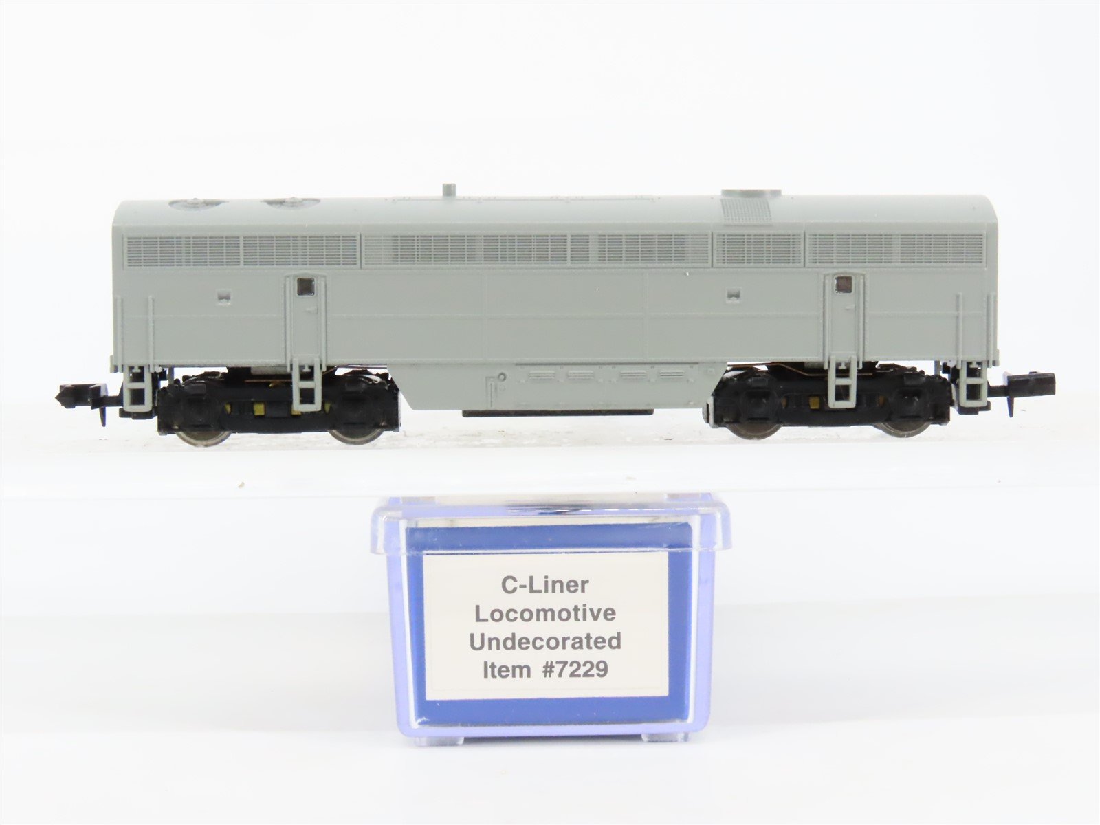 N Scale Life-Like 7229 Undecorated FM C-Liner B-Unit Diesel Locomotive
