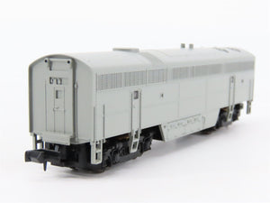 N Scale Life-Like 7229 Undecorated FM C-Liner B-Unit Diesel Locomotive