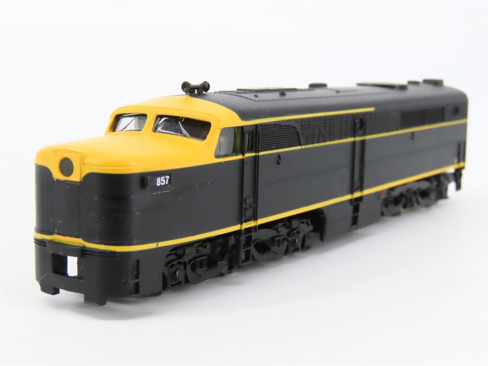N Scale Life-Like 7054 Unlettered ERIE ALCO PA Diesel #857 - Custom