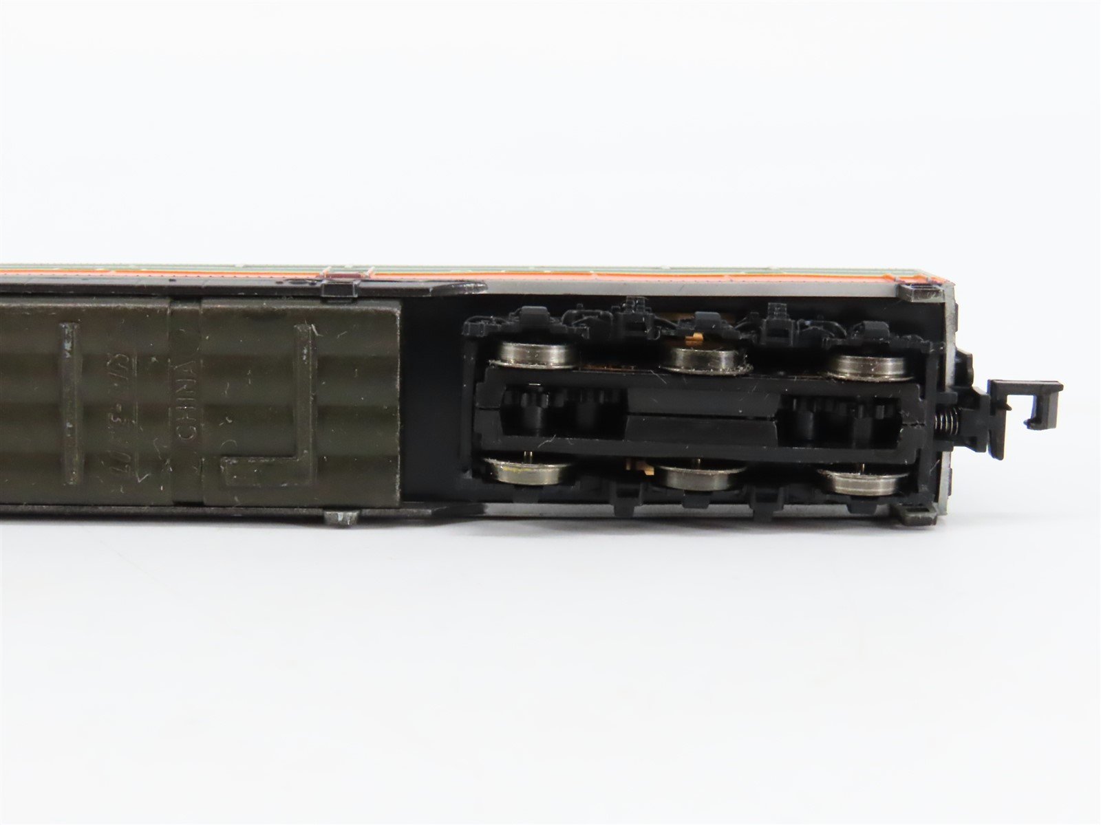 N Scale Life-Like 7357 MILW Milwaukee Road EMD E6A Diesel Locomotive #15B