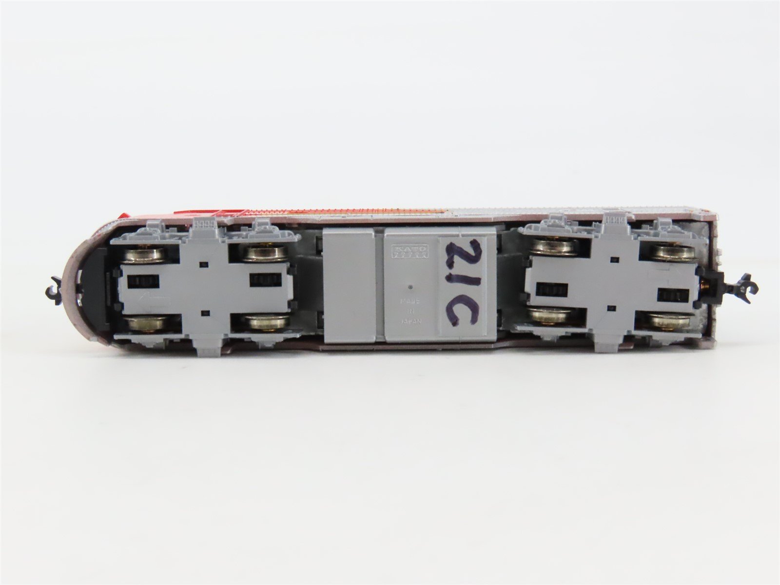 N Scale KATO 176-1102 ATSF Santa Fe EMD F3A Diesel #21C - DCC Ready