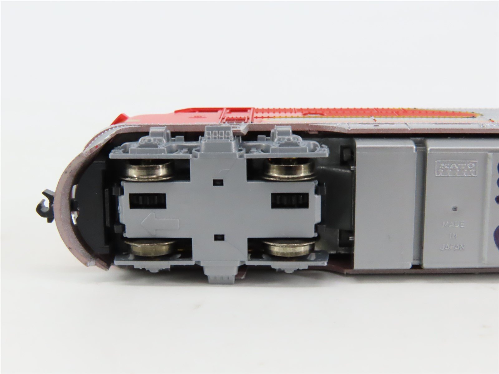 N Scale KATO 176-1102 ATSF Santa Fe EMD F3A Diesel #21C - DCC Ready