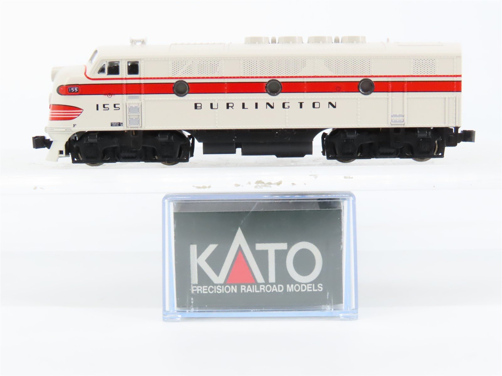 N Scale KATO CB&Q Burlington Route EMD F2A Diesel Locomotive #155 - DCC Ready