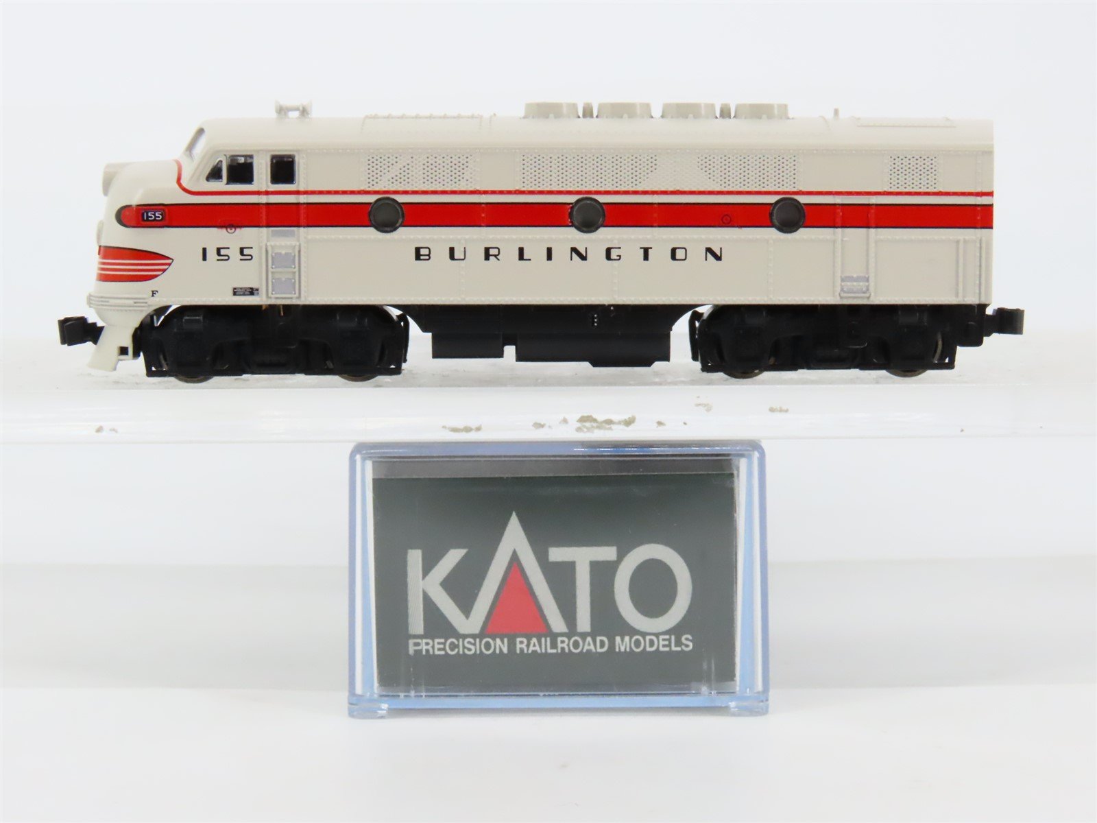 N Scale KATO CB&Q Burlington Route EMD F2A Diesel Locomotive #155 - DCC Ready